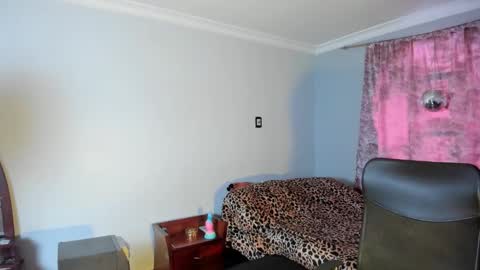 Luciana Evans online show from 11.13.25