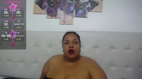 Snapshot of luciana_milf1 chatting on 01.07.25 Luciana online show from 01.07.25