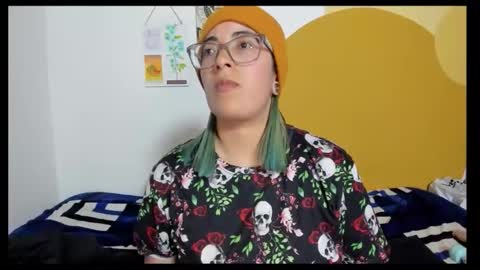 Dani 3 online show from 11.17.25