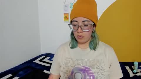 Dani 3 online show from 11.20.25