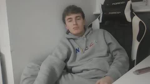 Snapshot of luciancrowe chatting on 01.30.25 Lucian online show from 01.30.25