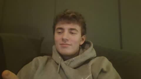 Snapshot of luciancrowe chatting on 01.31.25 Lucian online show from 01.31.25