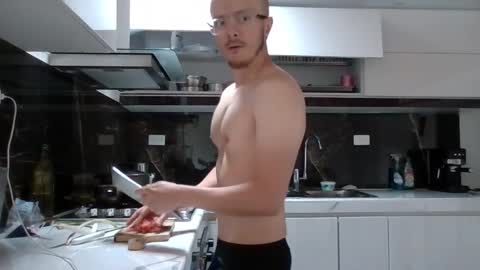 Snapshot of lucianneo chatting on 11.15.25 LucianNeo online show from 11.15.25