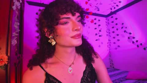 Lucy or Lucian 3 Come to my social Links3   online show from 04.11.26