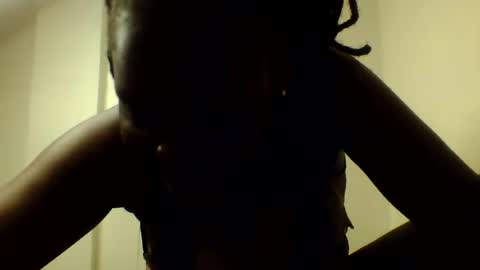 Snapshot of luciaresa chatting on 06.19.26 luciaresa online show from 06.19.26