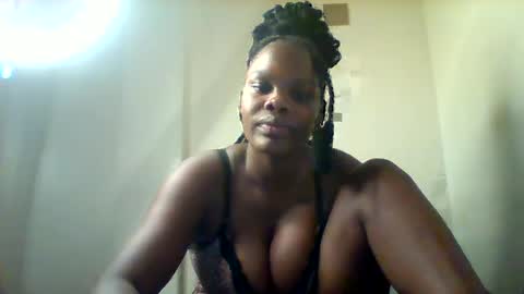 Snapshot of luciaresa chatting on 07.07.26 luciaresa online show from 07.07.26