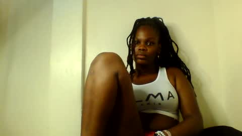 Snapshot of luciaresa chatting on 07.23.26 luciaresa online show from 07.23.26