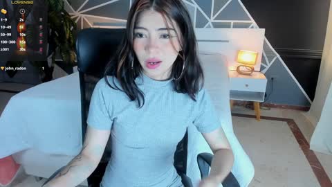 Snapshot of lucifer_dauhgter chatting on 12.12.24 Lucy online show from 12.12.24