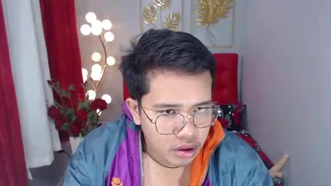 Luciferhotcum online show from 02.02.25