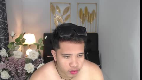 Luciferhotcum online show from 02.10.25