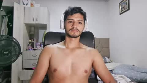 Snapshot of lucifferr_ chatting on 05.19.26 leonel online show from 05.19.26