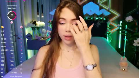 MimiFors online show from 10.29.25