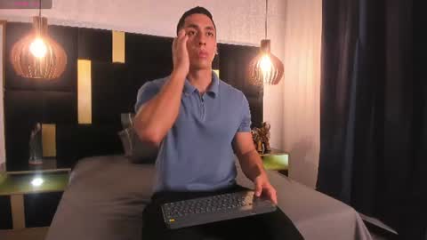 Snapshot of lucio__fox chatting on 06.13.26 Lucio online show from 06.13.26