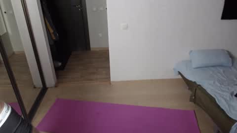 Iron Jhon online show from 11.03.25