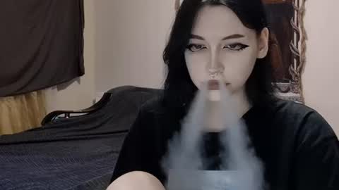 Snapshot of luckybastrad0677 chatting on 06.16.26 luckybastrad0677 online show from 06.16.26