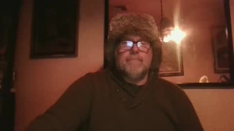 Snapshot of luckyblondecouple chatting on 01.08.25 LuckyBlondeCouple online show from 01.08.25