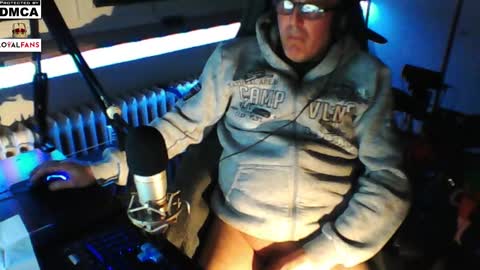 Snapshot of luckyfreak1 chatting on 12.24.24 call me Stefan online show from 12.24.24