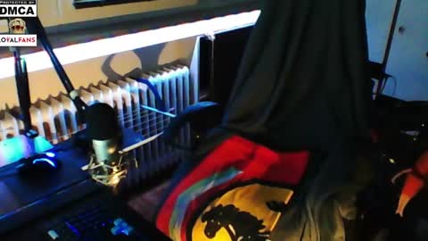 Snapshot of luckyfreak1 chatting on 02.14.25 call me Stefan online show from 02.14.25