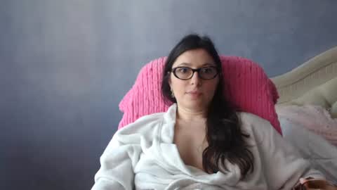 Snapshot of luckylinda23 chatting on 05.03.26 luckylinda23 online show from 05.03.26