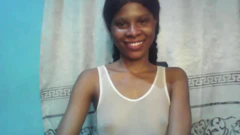 Snapshot of luckymadequeen chatting on 03.07.25 Gloria online show from 03.07.25