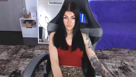 Monika online show from 04.25.26