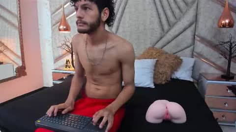 Snapshot of luckysamer chatting on 02.22.26 LuckySame online show from 02.22.26