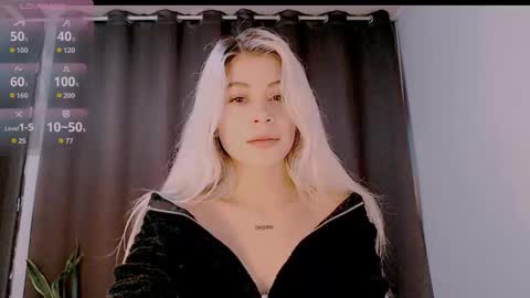 luckysapphire777 online show from 09.30.25