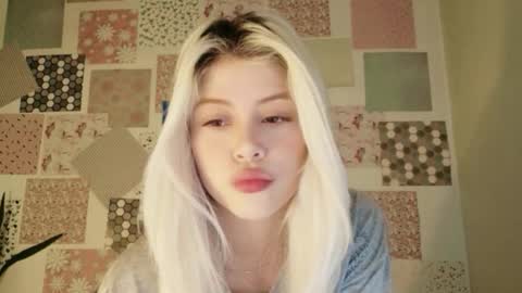 luckysapphire777 online show from 01.19.26