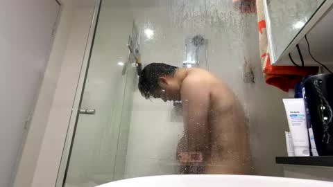 Snapshot of luckystrike989 chatting on 11.30.25 Tyson online show from 11.30.25