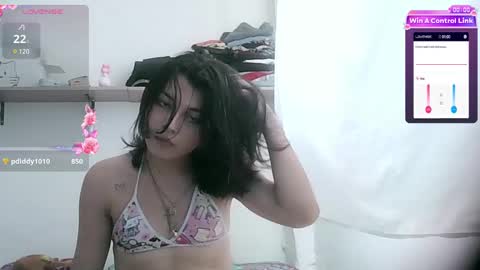 Snapshot of lucrecia21_ chatting on 12.05.24 Lucrecia... new accout...OFS LU 21 online show from 12.05.24
