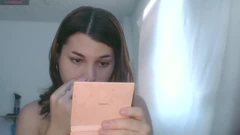 Snapshot of lucrecia21_ chatting on 02.18.25 Lucrecia... new accout...OFS LU 21 online show from 02.18.25