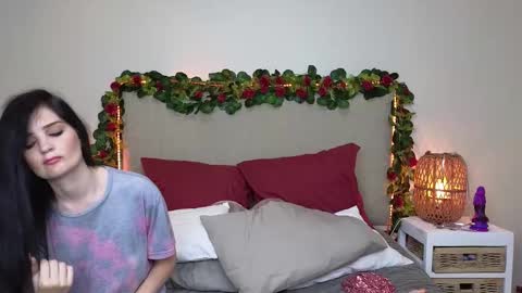 Lucy online show from 02.20.25