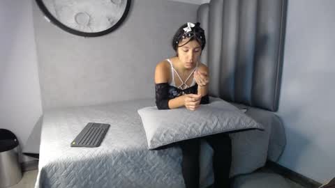   online show from 09.12.25