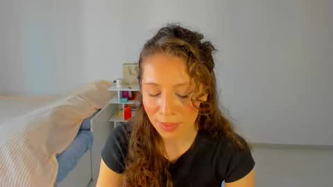 lucy__ray online show from 03.04.26