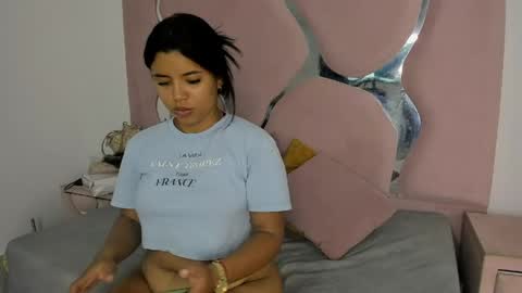 Snapshot of lucy_asm chatting on 06.02.26 Lucia online show from 06.02.26