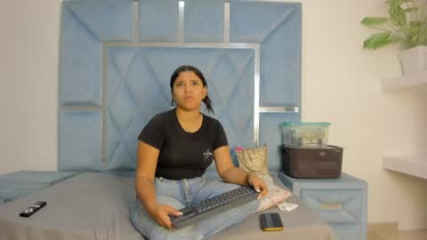 Snapshot of lucy_asm chatting on 06.16.26 Lucia online show from 06.16.26