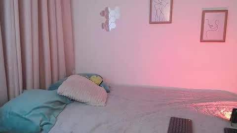 Lucia online show from 11.23.25