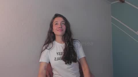 Snapshot of lucy_bluesea chatting on 04.30.26 Lucy Herrera online show from 04.30.26