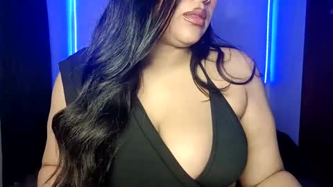 Snapshot of lucy_kanne chatting on 11.10.25 Lucy online show from 11.10.25