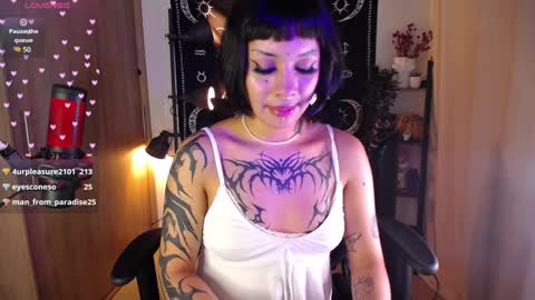 lucy meoww online show from 12.31.24