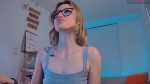 lucy online show from 01.10.25