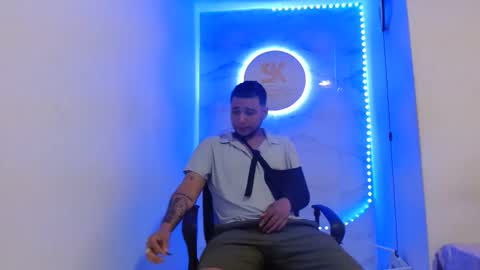 Snapshot of lucy_sluppy_hard chatting on 04.26.26 lucy_sluppy_hard online show from 04.26.26