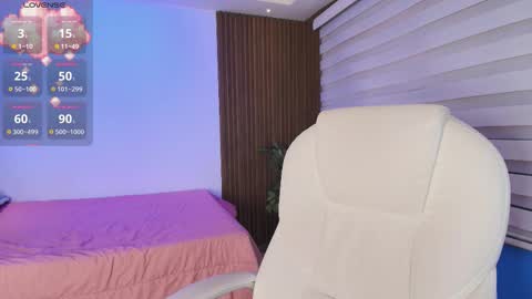 Sofia  online show from 09.30.25