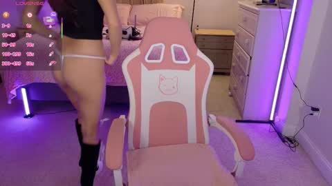 lucydelrey57 online show from 02.04.26