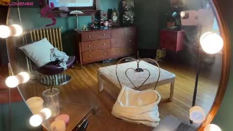 lucydreamsbaby online show from 02.28.25