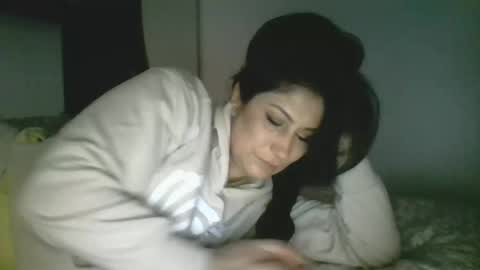Snapshot of lucyhot6 chatting on 12.04.25 lucybylucy online show from 12.04.25