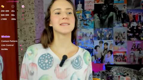 Lucy Rose online show from 09.12.25