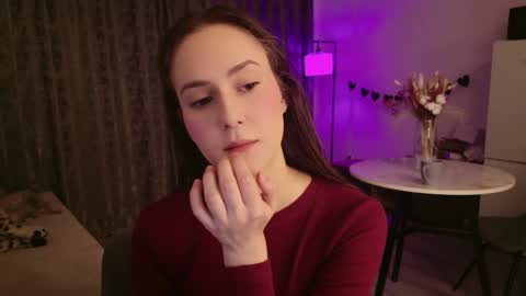 Snapshot of lucyrose33 chatting on 02.27.26 Lucy Rose online show from 02.27.26