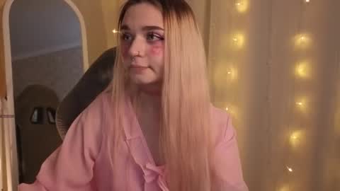 Lucy online show from 02.14.26