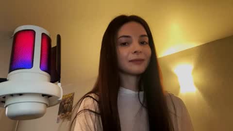 Snapshot of ludivinablice chatting on 03.09.26 Mika online show from 03.09.26